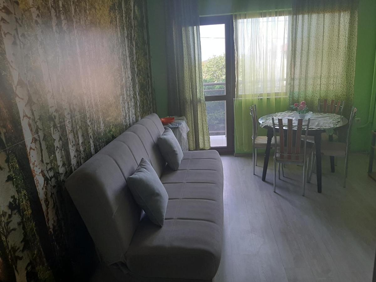 Guest House By The Captain Варна Екстер'єр фото